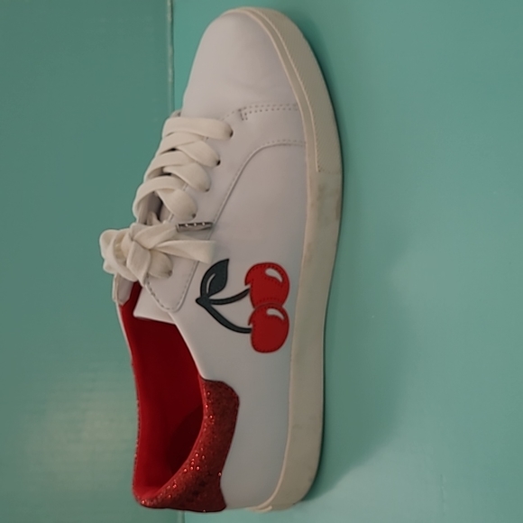 Katy Perry Rizzo sneakers White with red size 7 w - Picture 2 of 6